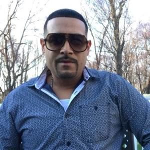 Meet your Posher, Raymond